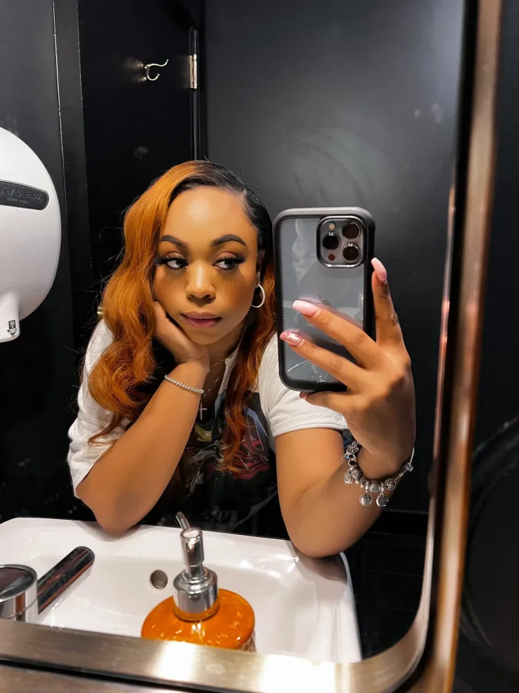 Dee Dee Davis