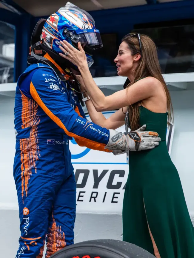 Alex Palou Girlfriend Esther Valle