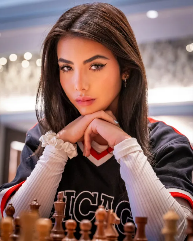Andrea Botez