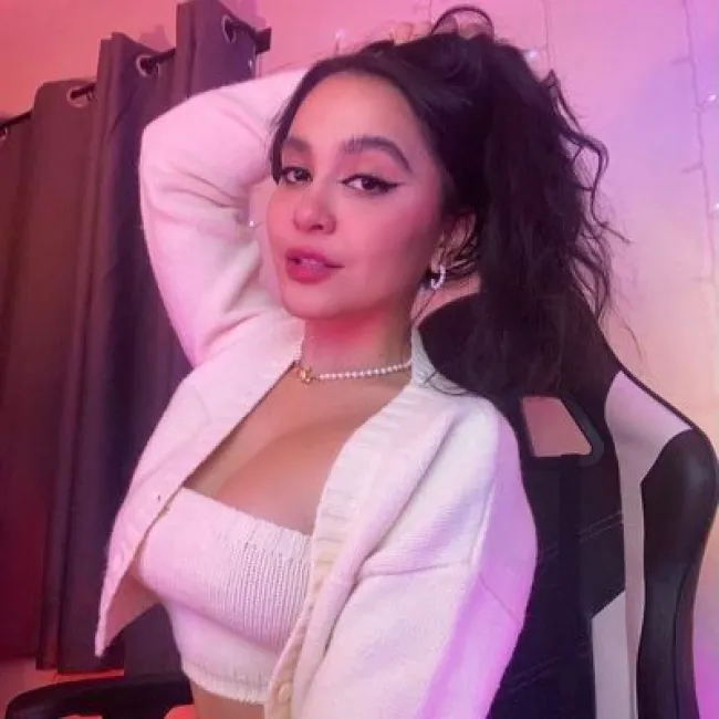 stella hudgens onlyfans