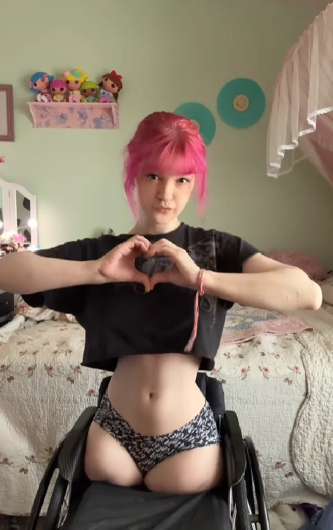 Kaykayraine5