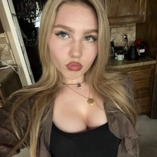 ella anderson onlyfans