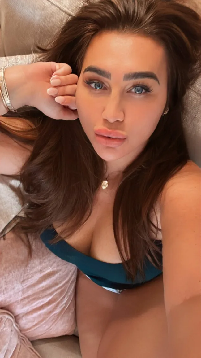 lauren goodger onlyfans