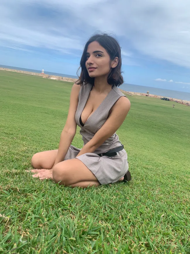 farha khalidi onlyfans