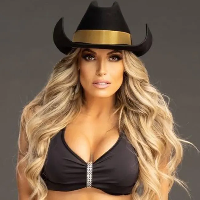 trish stratus onlyfans