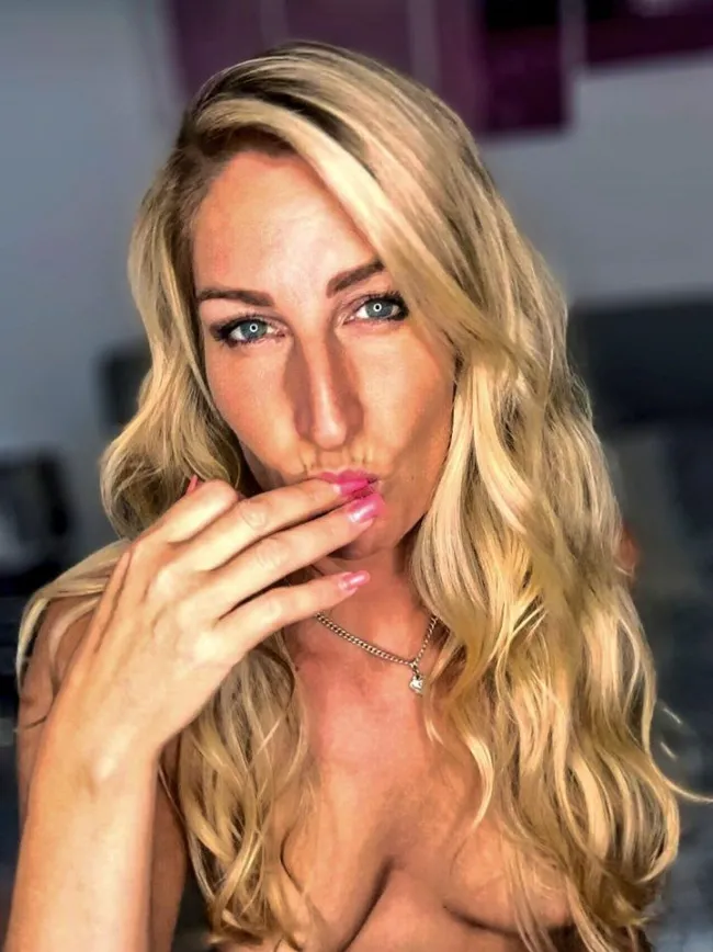 Courtneysinsxo OnlyFans