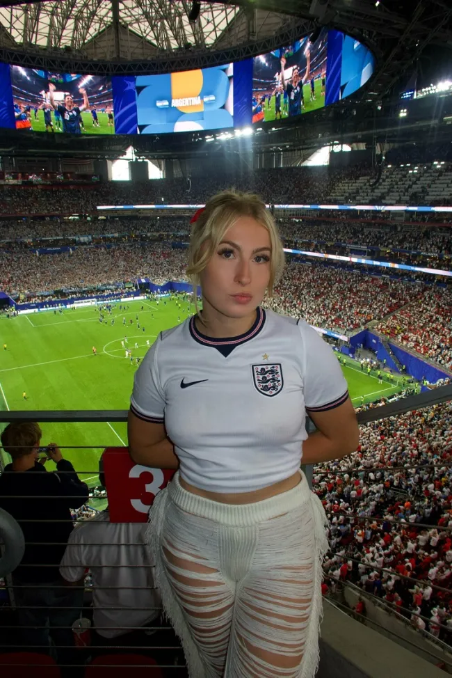 Astrid Wett OnlyFans