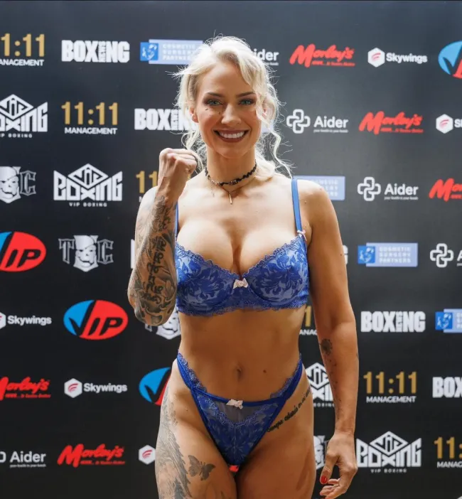 Ebanie Bridges OnlyFans