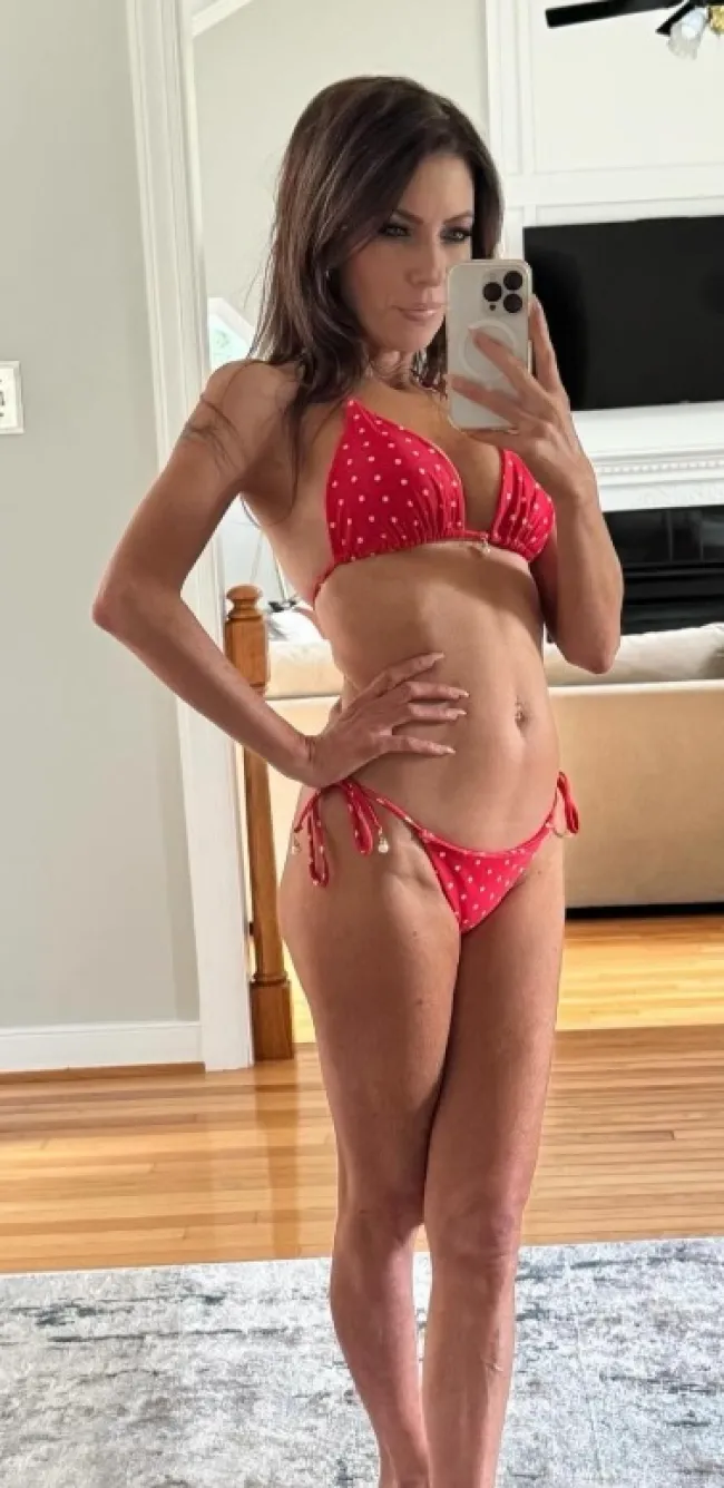 Hot Grandma OnlyFans