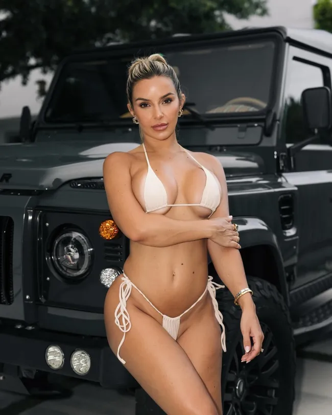 Tonileza OnlyFans