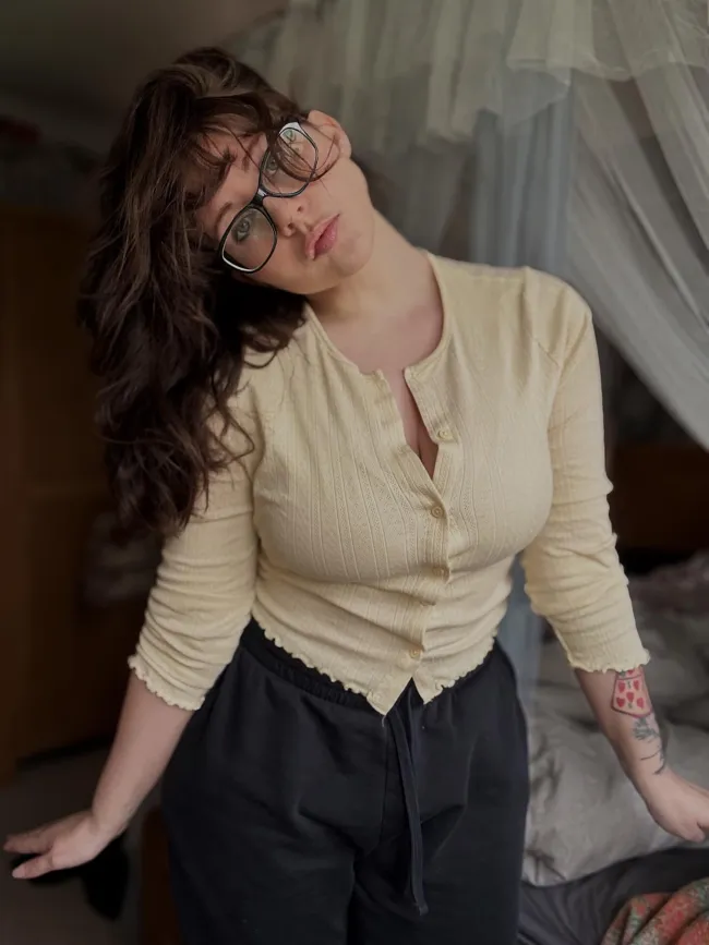 Alice Winterhold OnlyFans