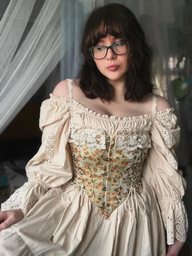 Alice Winterhold OnlyFans