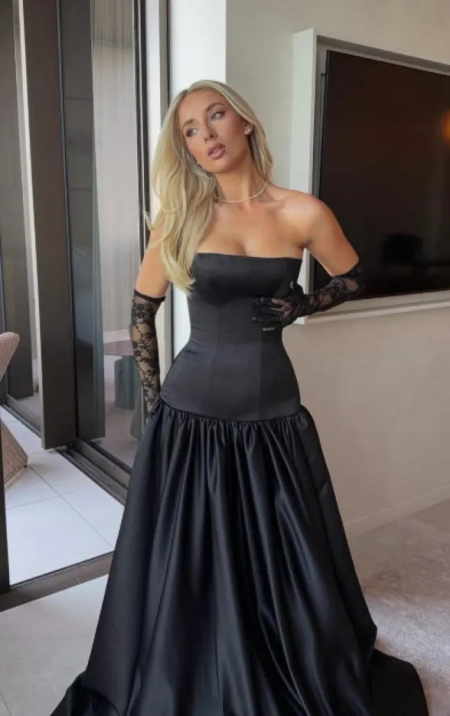 Avalon Nadfalusi OnlyFans