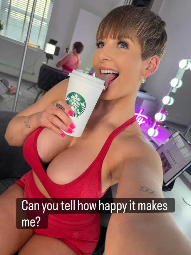 Hannah Brooks OnlyFans 