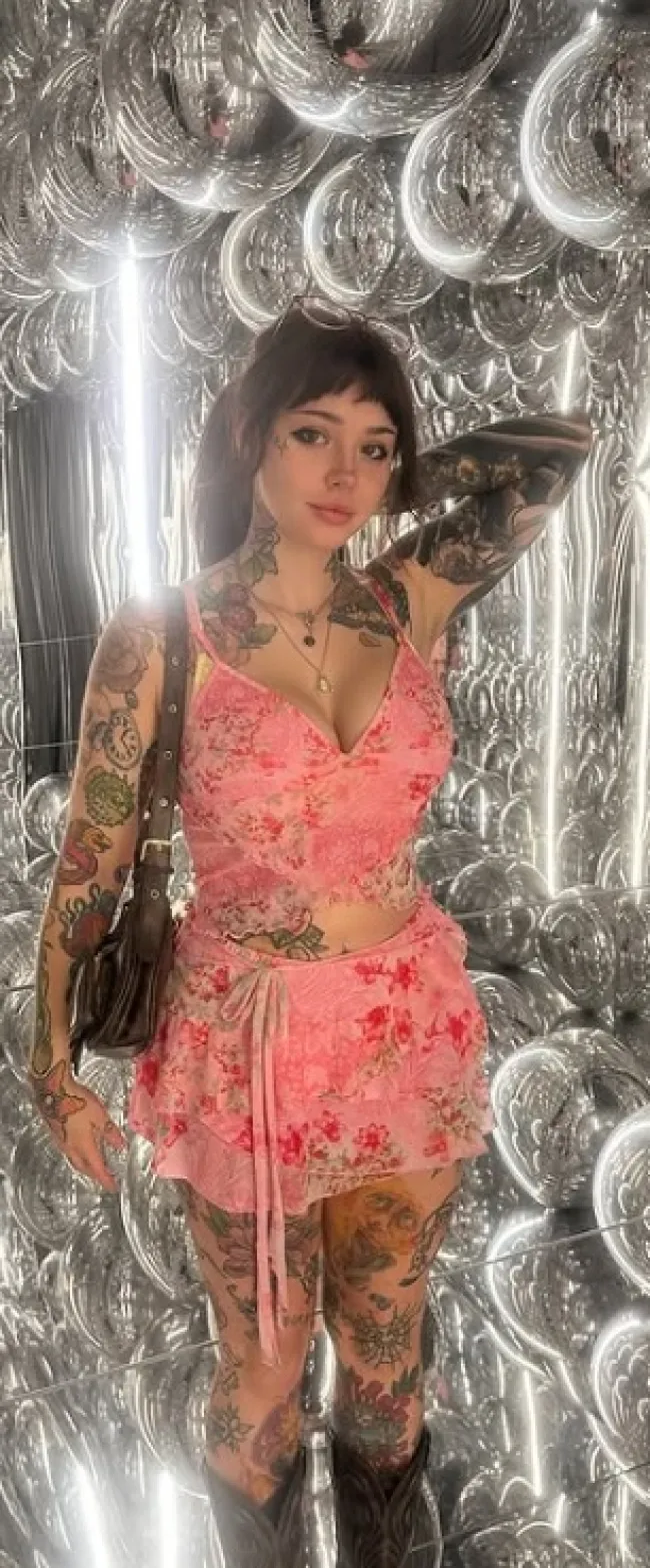 Juneeberri OnlyFans