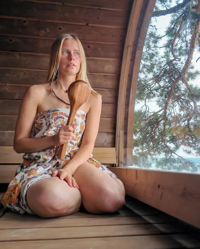 Nina in Sauna OnlyFans