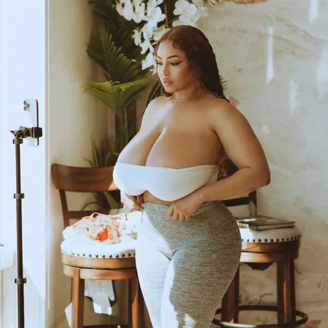 Persephanii OnlyFans