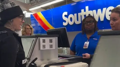 Racist Karen goes viral 