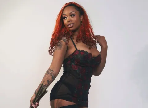 Dee Dee Davis